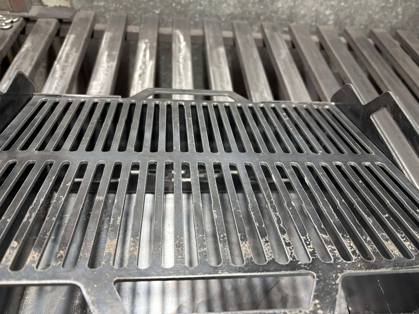 Collapsible Barbeque Fire Pit - Heavy Duty Outdoor Wood Burner Stove for Camping & Backyard Cooking