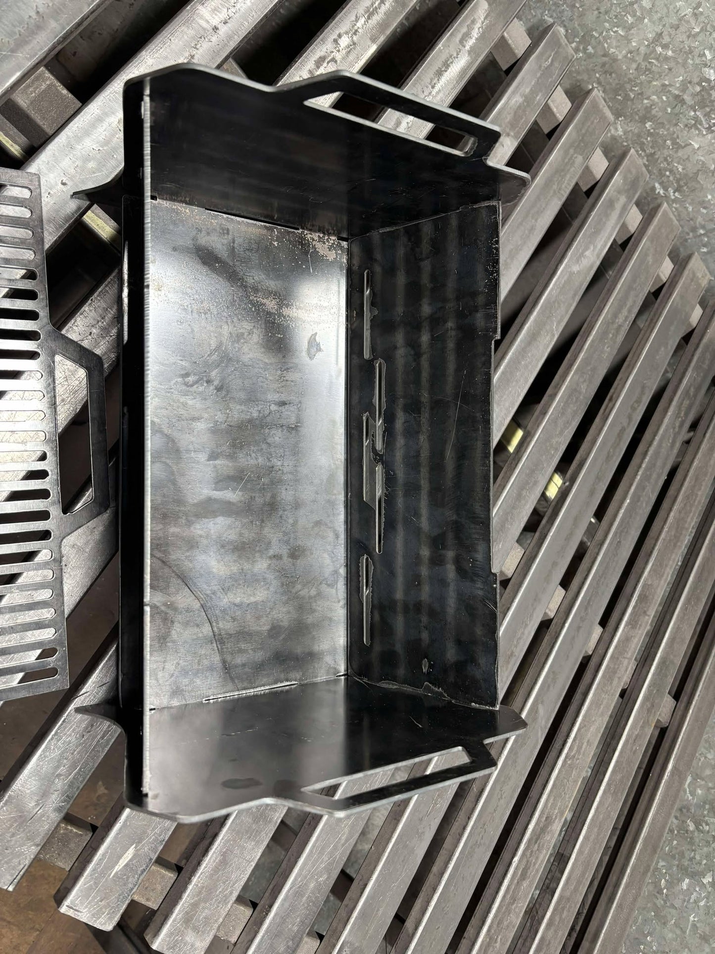 Collapsible Barbeque Fire Pit - Heavy Duty Outdoor Wood Burner Stove for Camping & Backyard Cooking