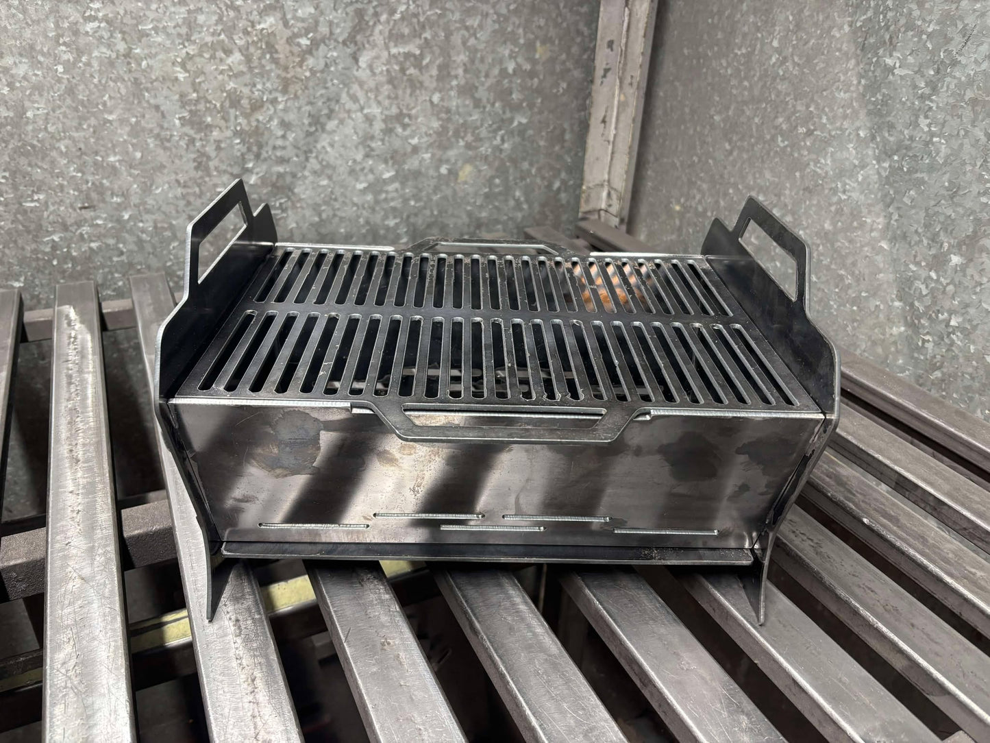 Collapsible Barbeque Fire Pit - Heavy Duty Outdoor Wood Burner Stove for Camping & Backyard Cooking