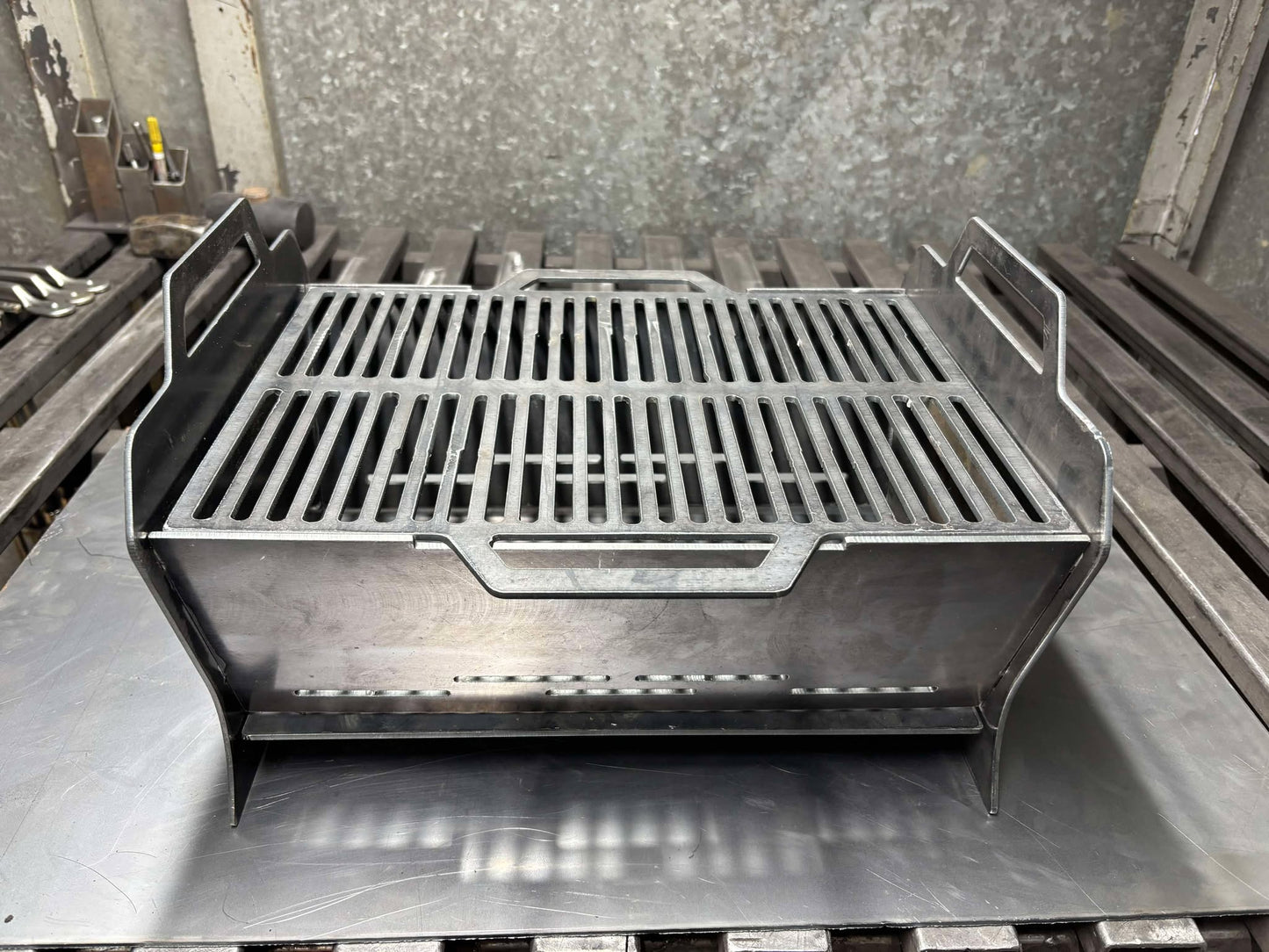 Collapsible Barbeque Fire Pit - Heavy Duty Outdoor Wood Burner Stove for Camping & Backyard Cooking