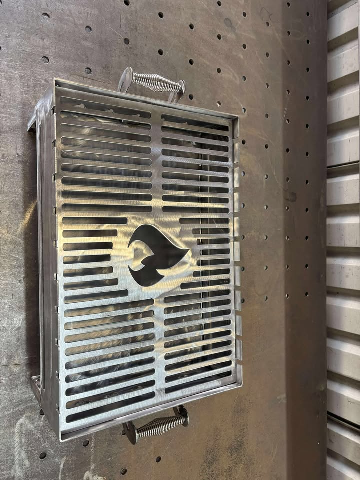 Heavy duty Barbeque grill charcoal wood burner