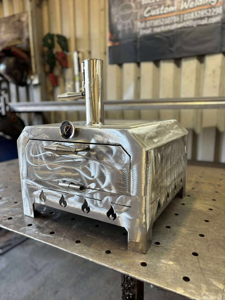 Heavy duty Pizza Oven