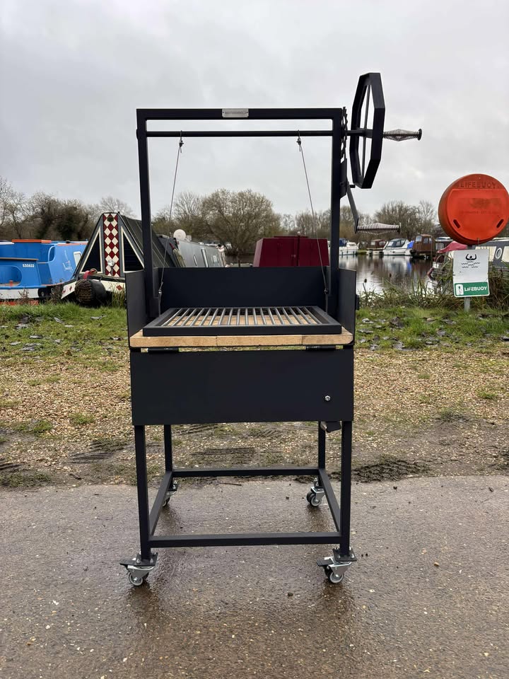 Santa Maria Grill Asado BBQ – Handcrafted Argentine Wood Fire Grill - UK Made