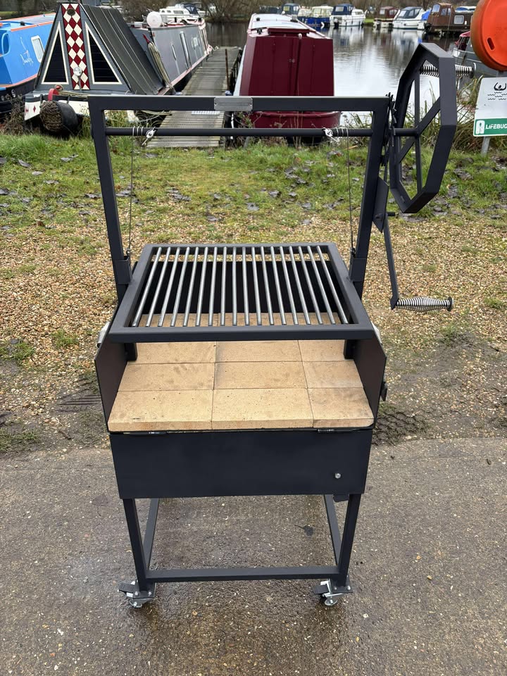 Santa Maria Grill Asado BBQ – Handcrafted Argentine Wood Fire Grill - UK Made