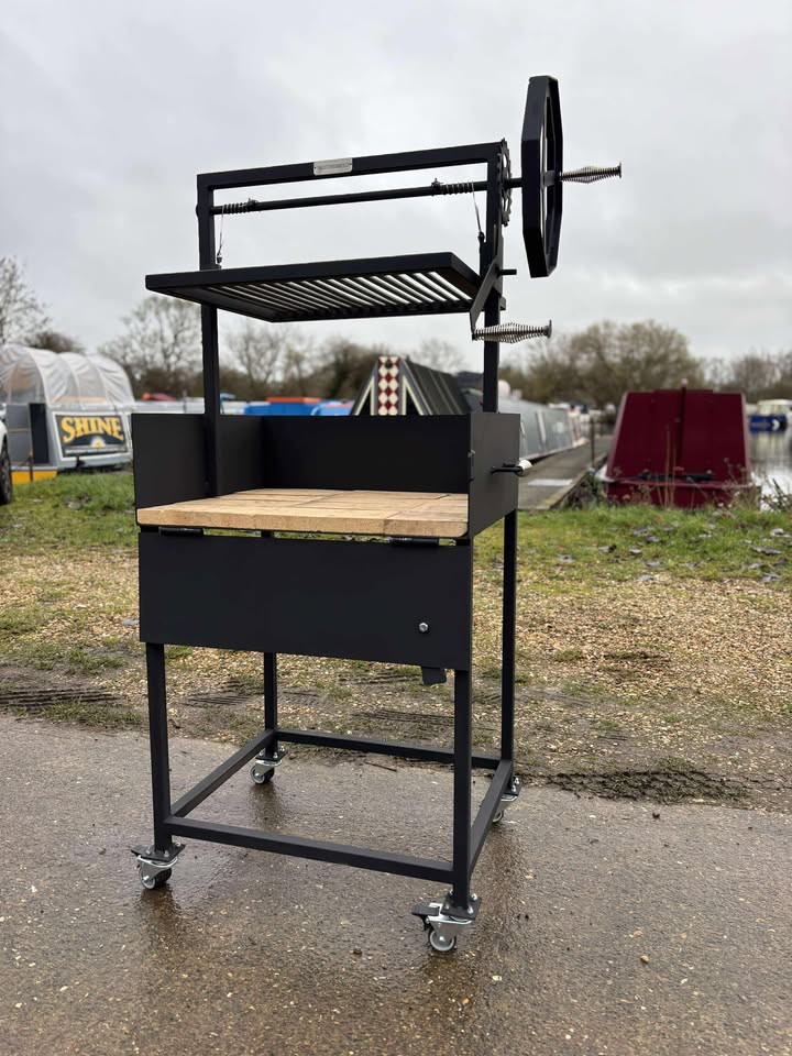 Santa Maria Grill Asado BBQ – Handcrafted Argentine Wood Fire Grill - UK Made