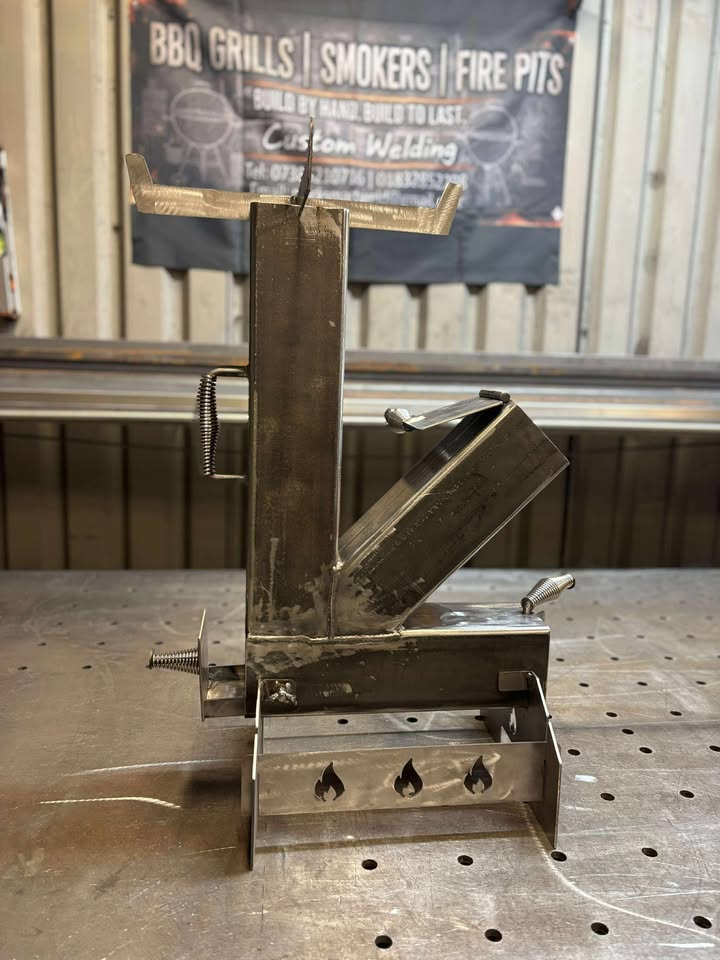 High Efficiency Steel Rocket Stove for Camping | Heavy Duty Rolling BBQ Grate Cooker