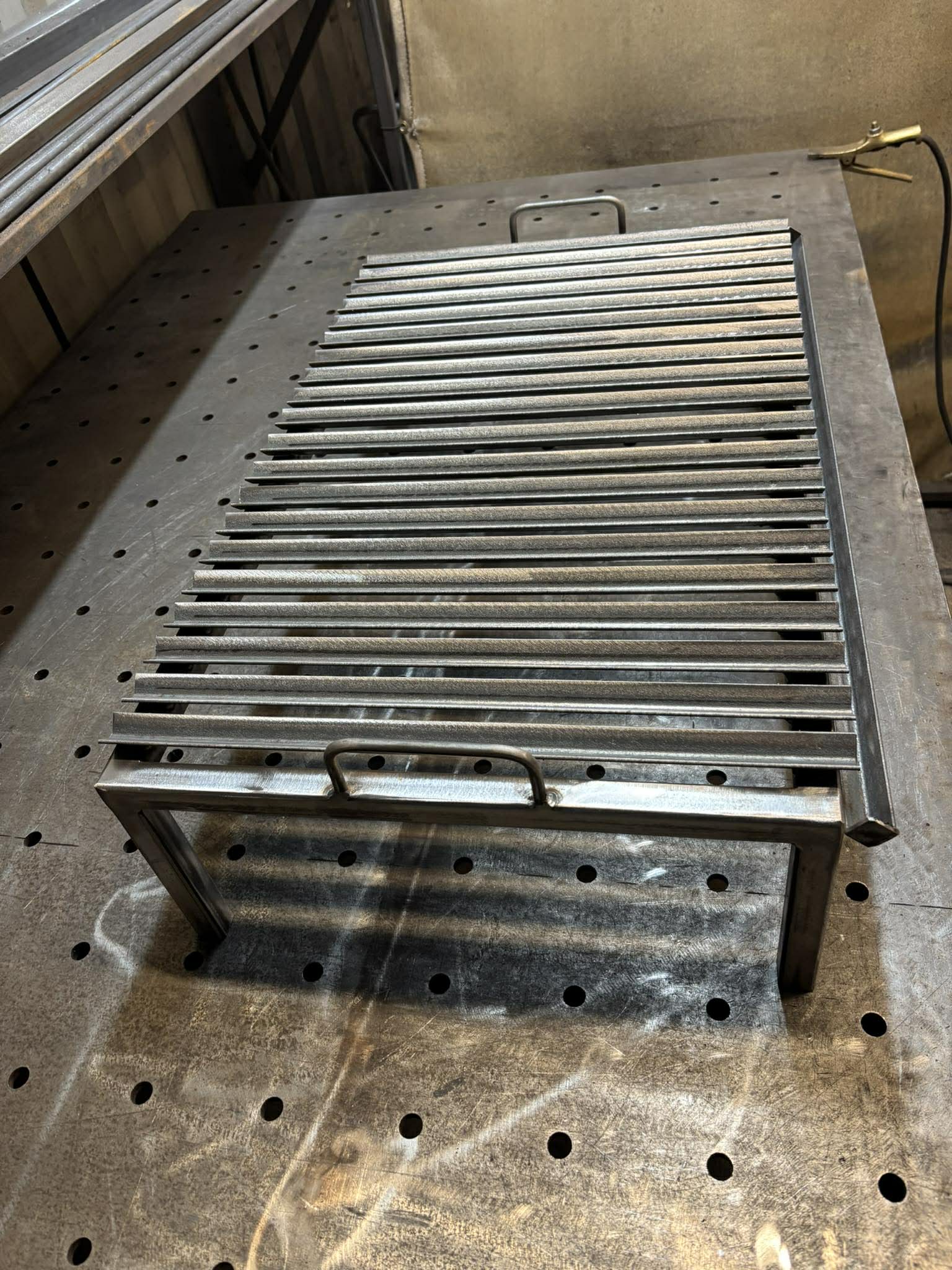Heavy Duty Argentine V-Grate Grill – Handcrafted Steel Parrilla