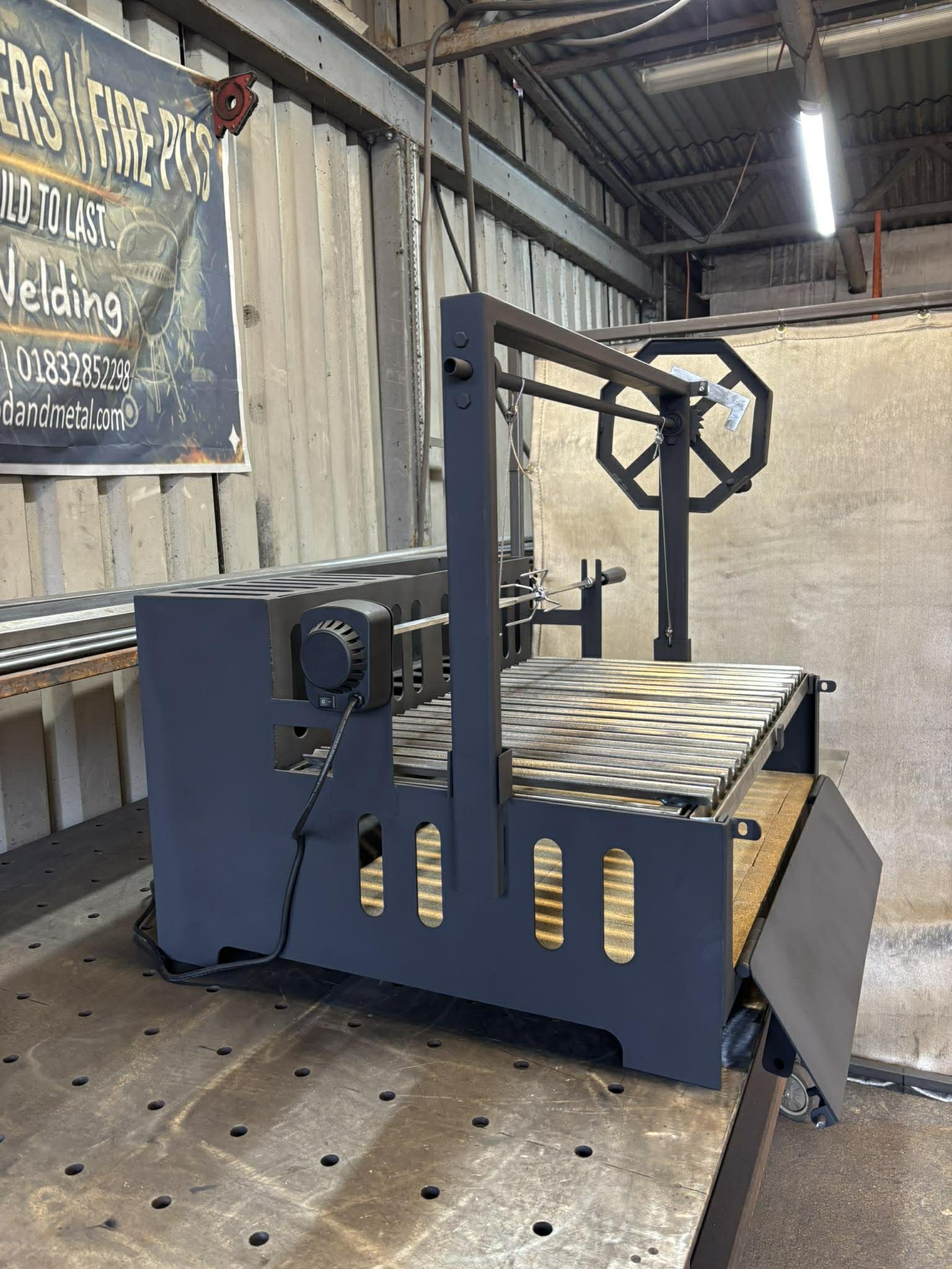 Heavy duty bbq