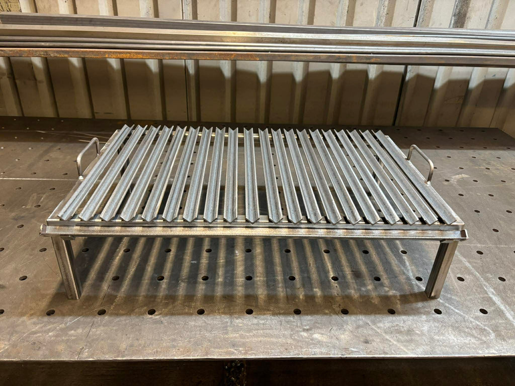 Heavy Duty Argentine V-Grate Grill – Handcrafted Steel Parrilla