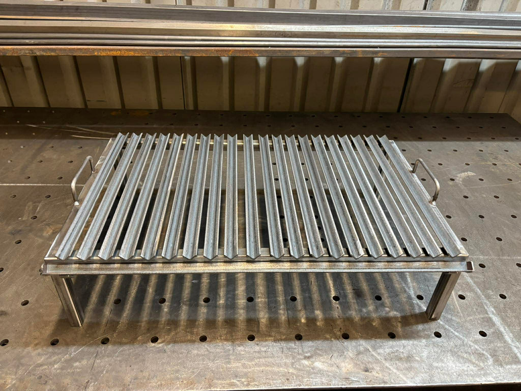 Heavy Duty Argentine V-Grate Grill – Handcrafted Steel Parrilla
